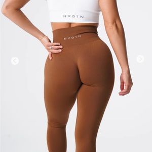 NVGTN Solid Seamless Leggings in Caramel